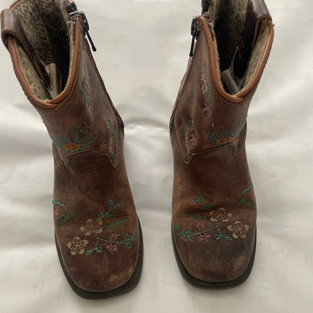 Shyanne Brown Kids Boots with Floral Embroidery